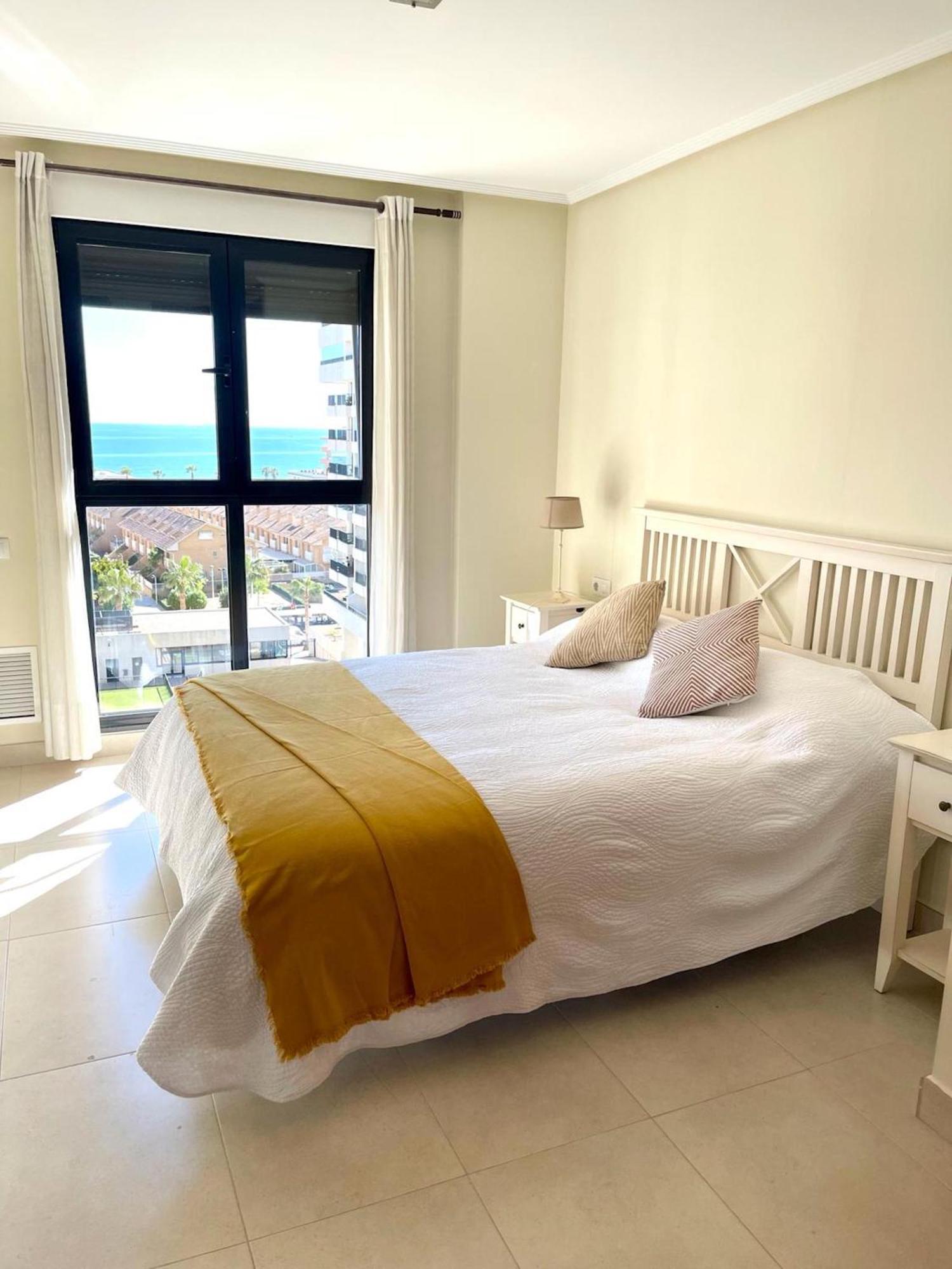Sea View Apartment Sabbia Valensiya Dış mekan fotoğraf