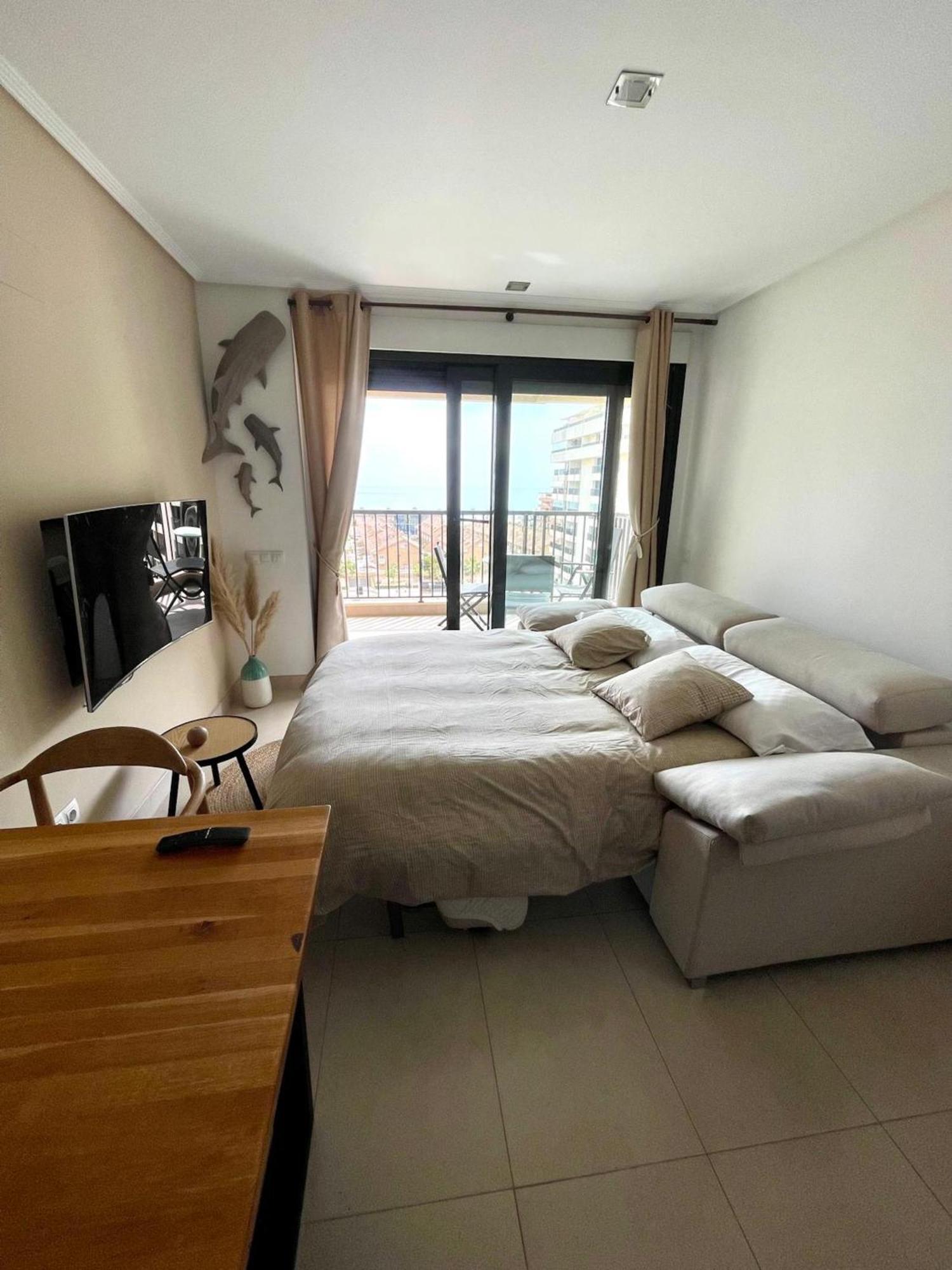 Sea View Apartment Sabbia Valensiya Dış mekan fotoğraf